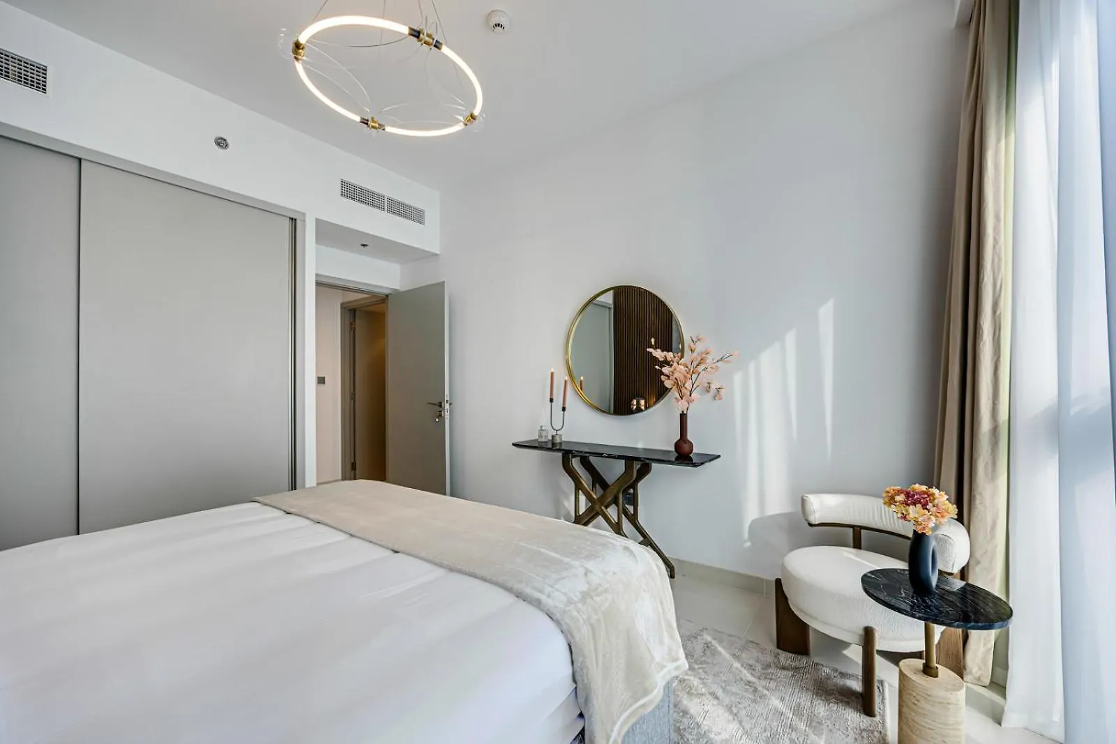 דובאי Stunning 2 Bedroom In Emaar Beachfront דירה