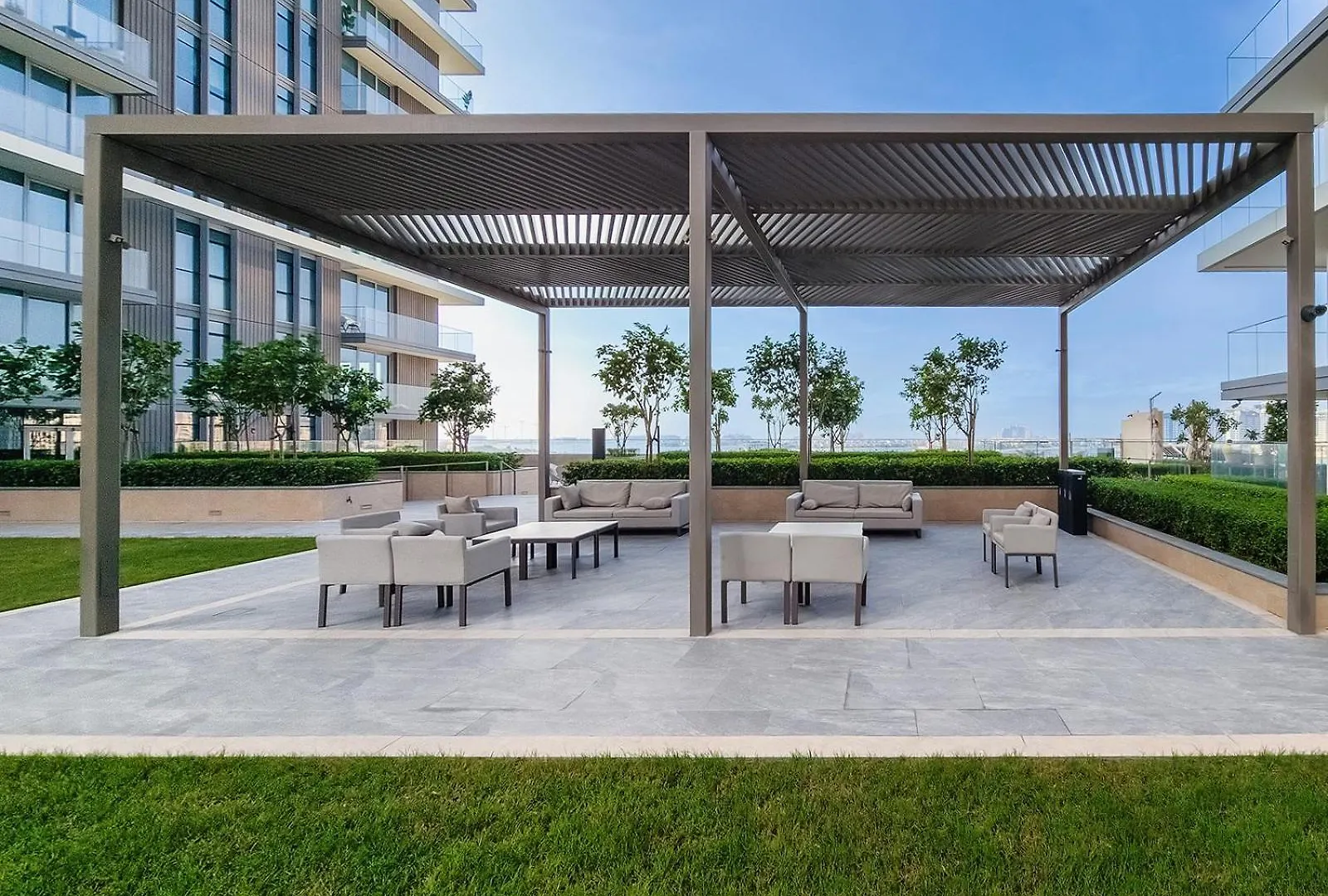 דובאי Stunning 2 Bedroom In Emaar Beachfront דירה