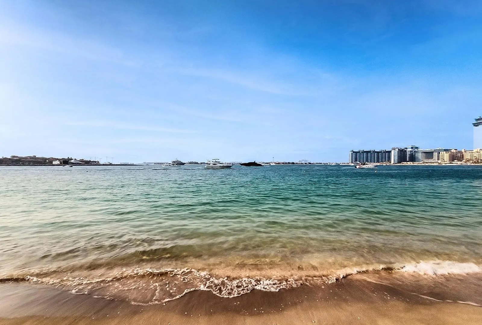 דובאי Stunning 2 Bedroom In Emaar Beachfront 0*,